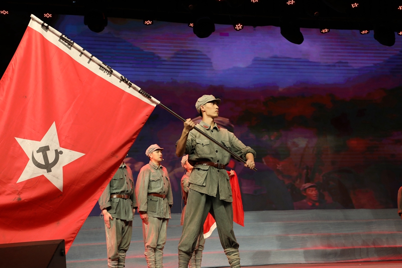 音樂劇《紅色的軍旗》.JPG